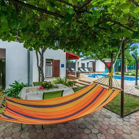 House Marija Holiday home *