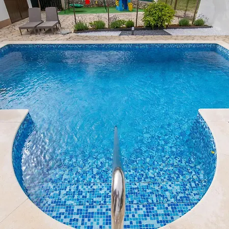 House Marija Holiday home *
